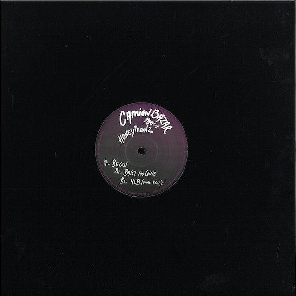 JAKI005 2 Honeymoon 20