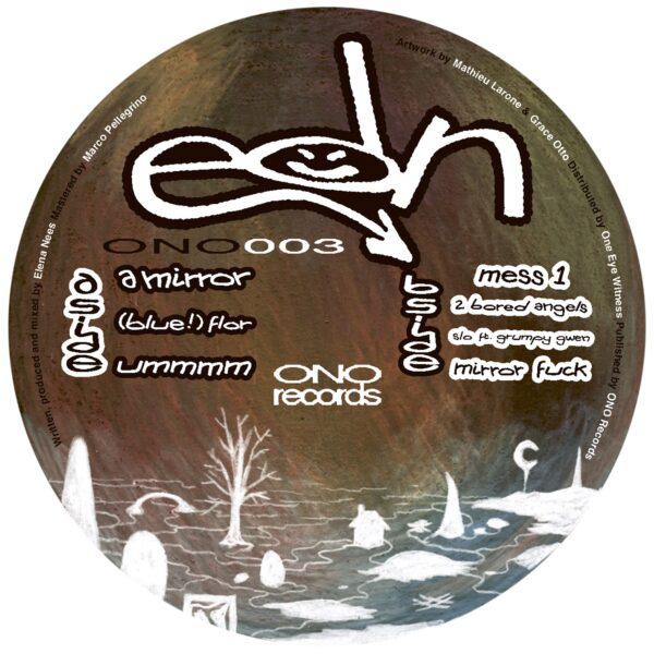 ONO003_2 A blue flower