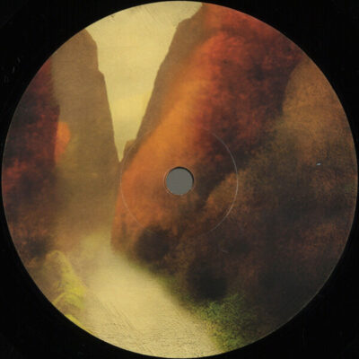 MCRV015_1 Tripping Dubs Vol. 3