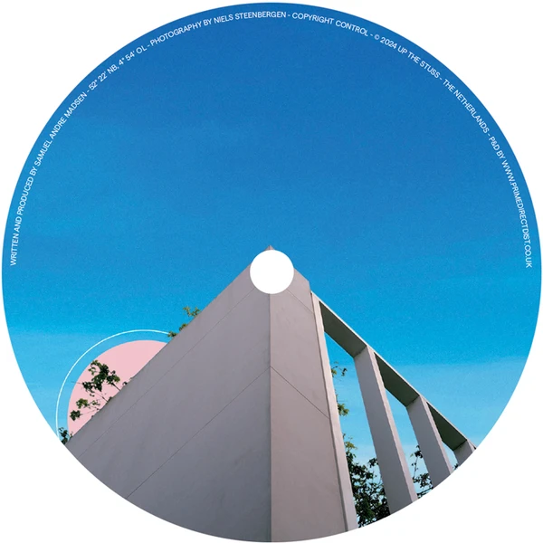 UTS19_4_600 Check It Out