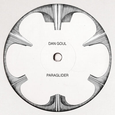 BERGA07_1_600 Paraglider