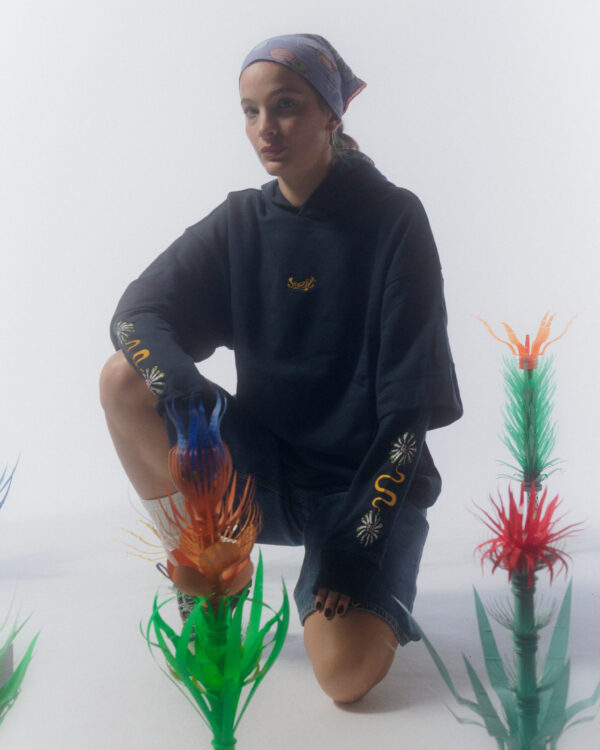 Jigit Daisy double sleeve navy hoodie