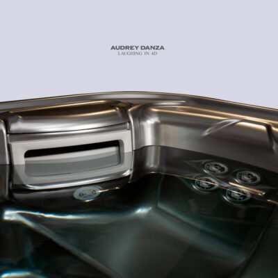 AIRWAYS03_1_600 Laughing in 4D