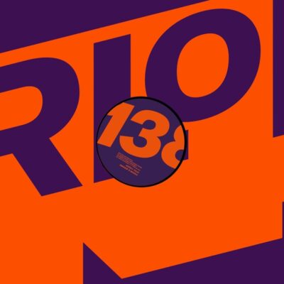 perlon138_1_600 STILL LIQUID