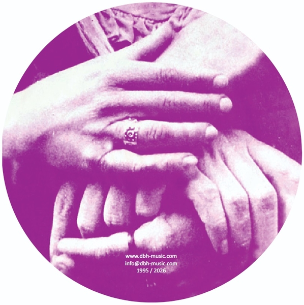 COMMUNIQUE011_2_600 The Next EP